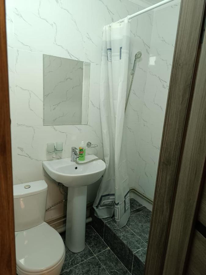 Apart 41 Almaty Ngoại thất bức ảnh